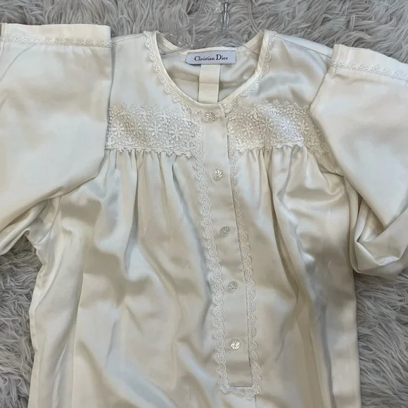 Vintage Christian DIOR L/S nightgown White lace trim lightweight